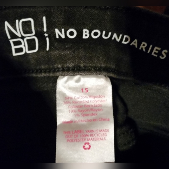 No Boundaries Black Skinny Jeans Juniors Size 15 - Picture 2 of 2